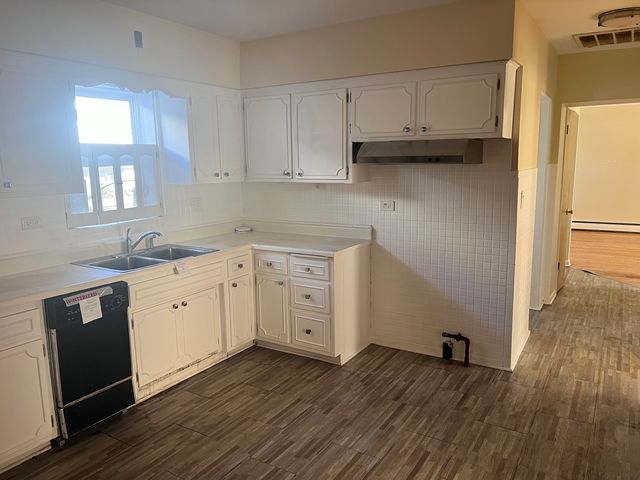 946 Ferdinand Avenue, Forest Park, IL 60130