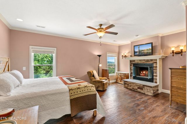 2001 Beals Chapel Rd, Lenoir City, TN 37772