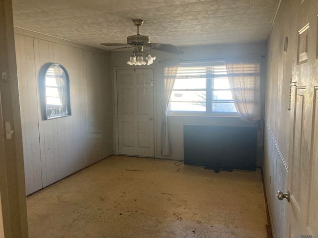 20110 Circle Dr, Livingston, LA 70754