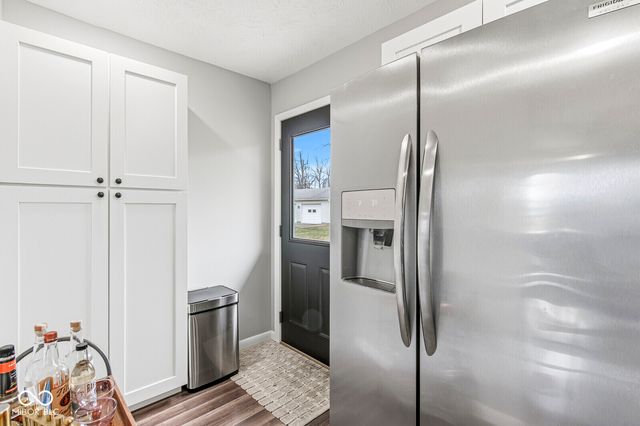 2626 E 500 N, Whiteland, IN 46184