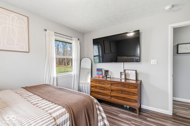 2626 E 500 N, Whiteland, IN 46184