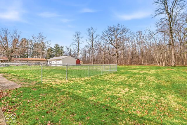 2626 E 500 N, Whiteland, IN 46184