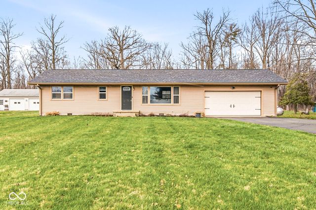 2626 E 500 N, Whiteland, IN 46184