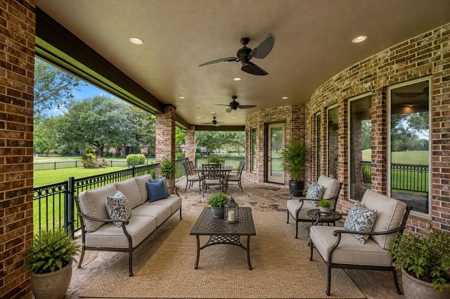 5658 Westerdale Drive, Fulshear, TX 77441