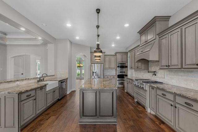 5658 Westerdale Drive, Fulshear, TX 77441