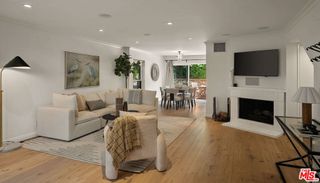 914 2nd Street A, Santa Monica, CA 90403