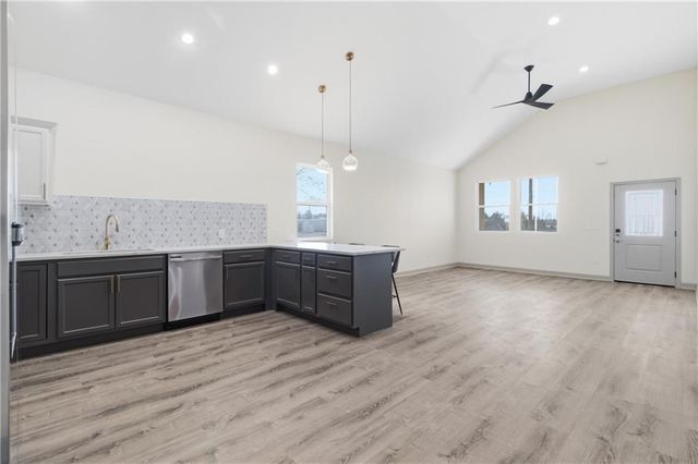 706 Pacific Avenue, Osawatomie, KS 66064