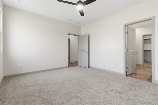 706 Pacific Avenue, Osawatomie, KS 66064