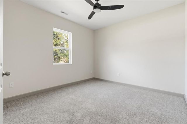 706 Pacific Avenue, Osawatomie, KS 66064