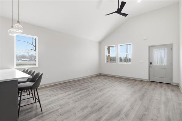 706 Pacific Avenue, Osawatomie, KS 66064