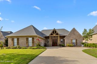 313 Royal Pond Circle, Flowood, MS 39232