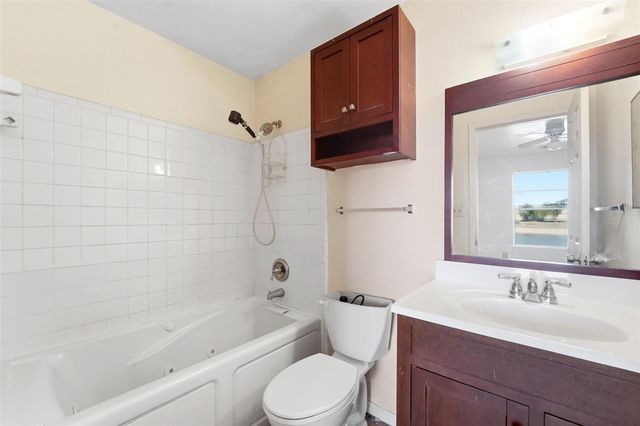 1400 GANDY BOULEVARD N 411, St Petersburg, FL 33702