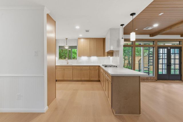 10909 Sweetspire Place, The Woodlands, TX 77380