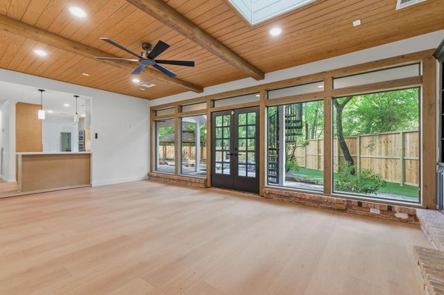 10909 Sweetspire Place, The Woodlands, TX 77380