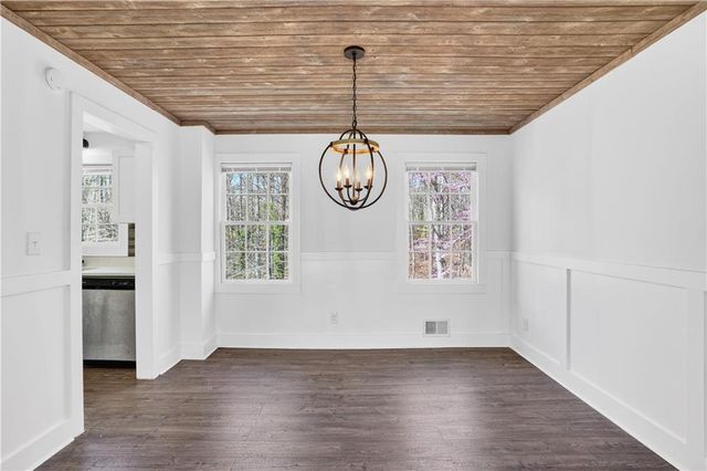 9200 Brave Court, Jonesboro, GA 30236