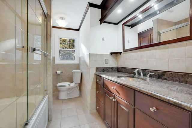 6 Katie St, Wilbraham, MA 01095