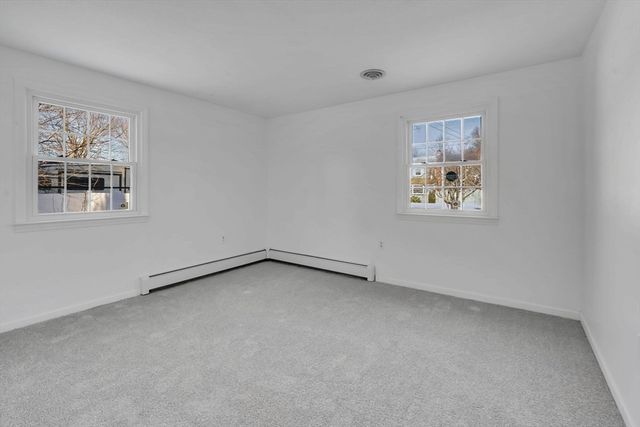 6 Katie St, Wilbraham, MA 01095