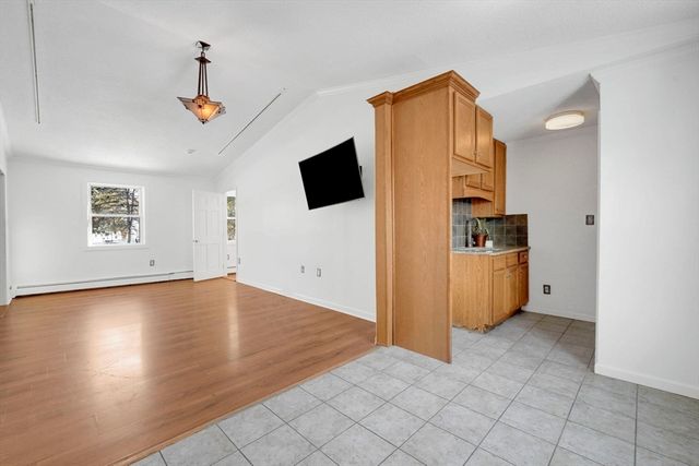 6 Katie St, Wilbraham, MA 01095