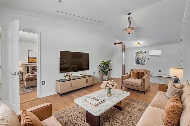 6 Katie St, Wilbraham, MA 01095