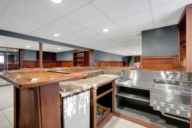 6 Katie St, Wilbraham, MA 01095