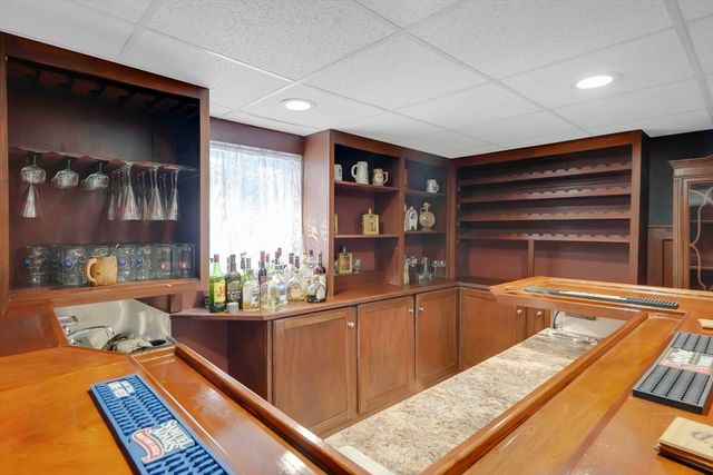 6 Katie St, Wilbraham, MA 01095