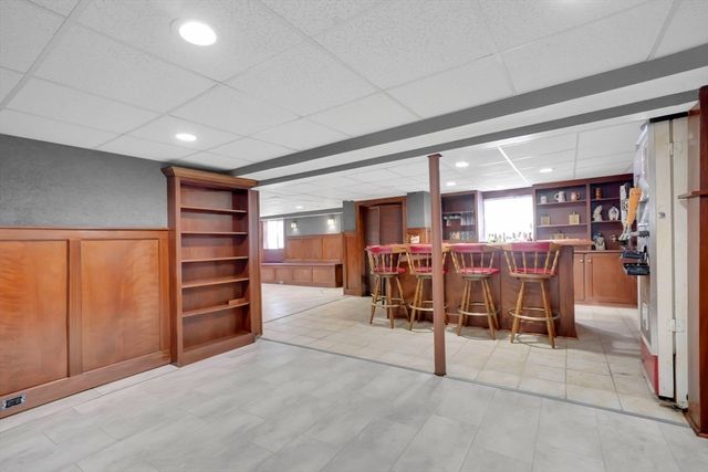 6 Katie St, Wilbraham, MA 01095