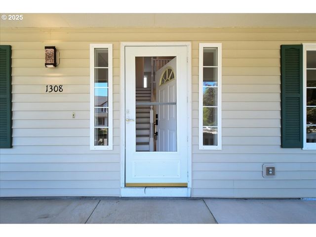 1308 Ne 18TH Ave, Battle Ground, WA 98604