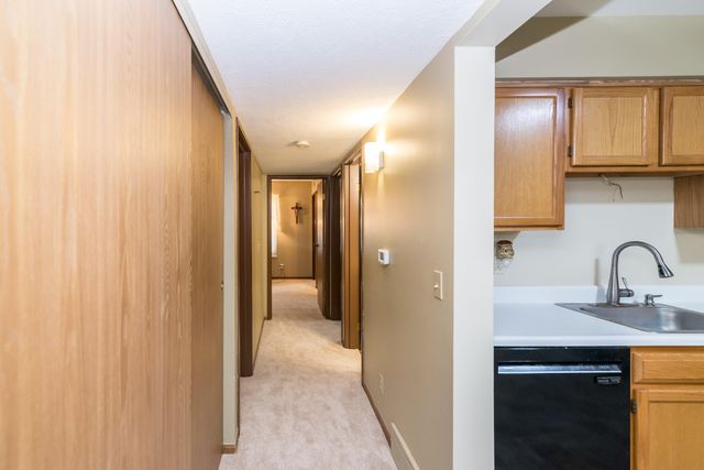 61137 Greenwood Drive, South Lyon, MI 48178