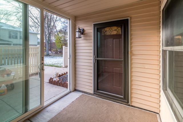 61137 Greenwood Drive, South Lyon, MI 48178