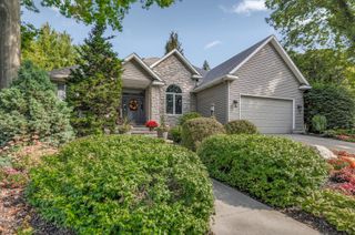 1395 Summerwood Drive, South Haven, MI 49090