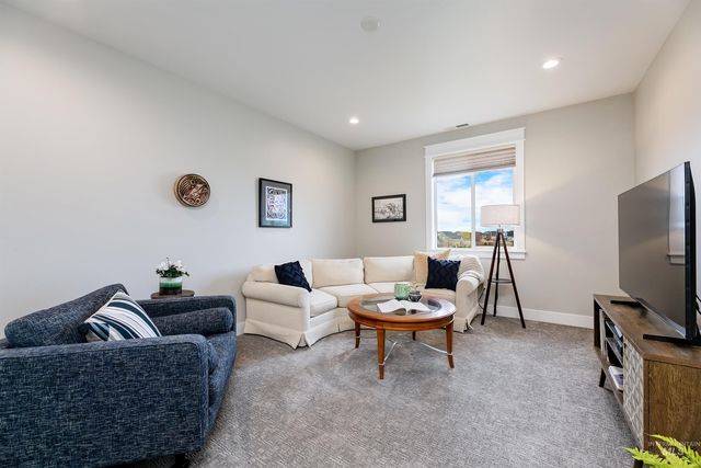 5463 N Exeter Way, Meridian, ID 83646