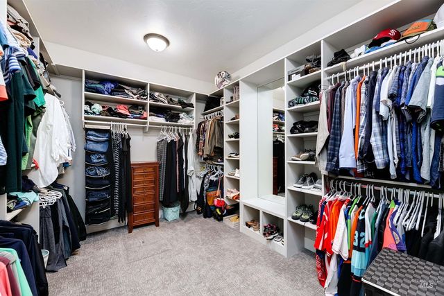 5463 N Exeter Way, Meridian, ID 83646