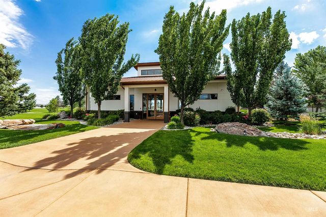 5463 N Exeter Way, Meridian, ID 83646