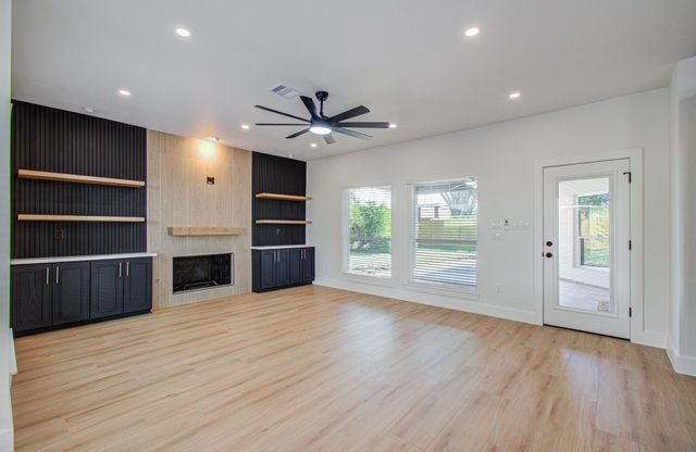 5547 Honor Drive, Houston, TX 77041