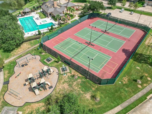 5547 Honor Drive, Houston, TX 77041