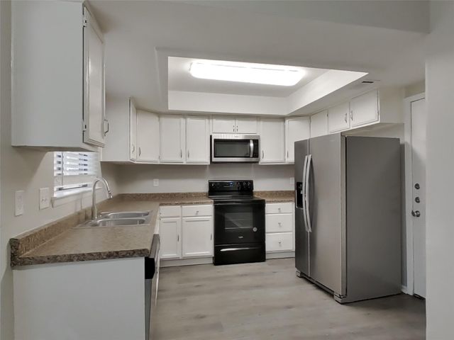 11519 Perry Road, Houston, TX 77064