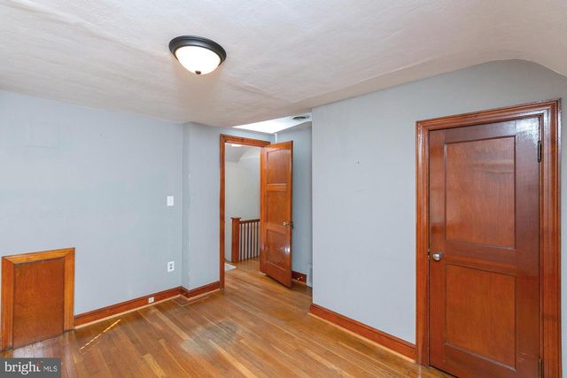 172 MARTINSBURG RD, Berkeley Springs, WV 25411