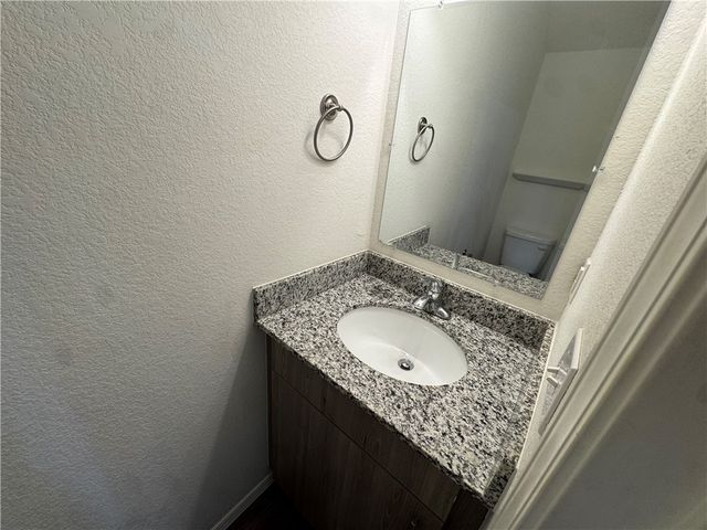 1512 S Razorback Road, Fayetteville, AR 72701