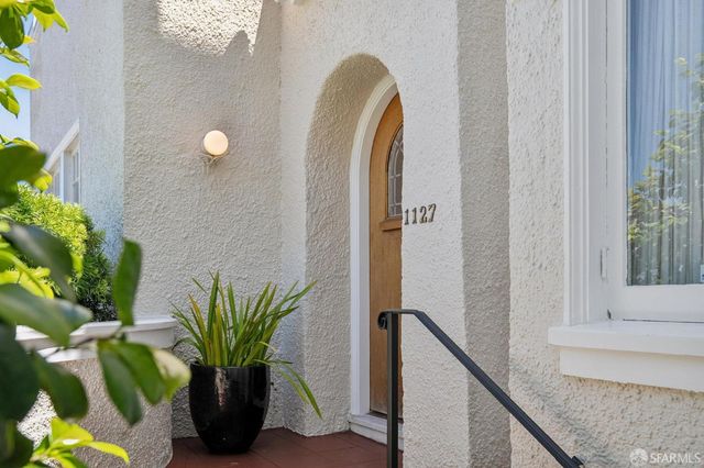 1127 Greenwich Street, San Francisco, CA 94109