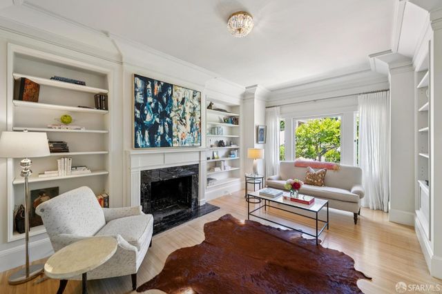 1127 Greenwich Street, San Francisco, CA 94109
