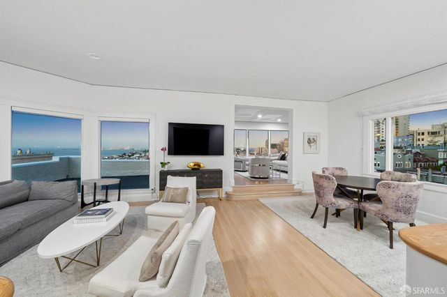 1127 Greenwich Street, San Francisco, CA 94109