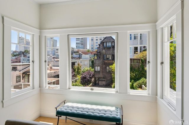 1127 Greenwich Street, San Francisco, CA 94109