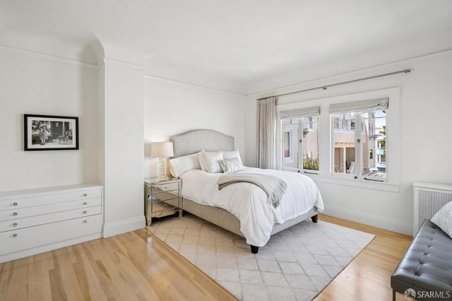1127 Greenwich Street, San Francisco, CA 94109