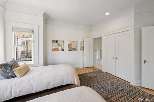 1127 Greenwich Street, San Francisco, CA 94109