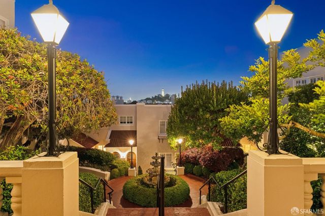 1127 Greenwich Street, San Francisco, CA 94109