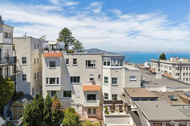 1127 Greenwich Street, San Francisco, CA 94109