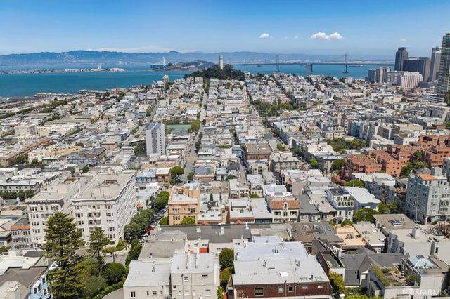 1127 Greenwich Street, San Francisco, CA 94109