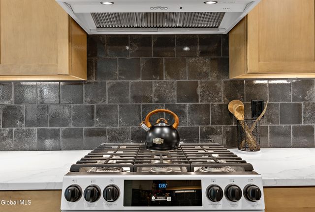 35 Tamarack Street, Ballston, NY 12019