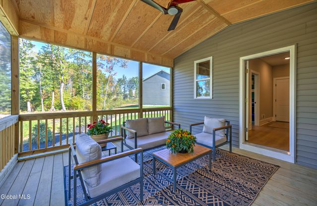 35 Tamarack Street, Ballston, NY 12019