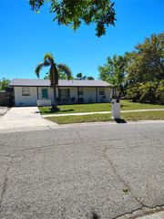8588 95TH AVENUE, Seminole, FL 33777